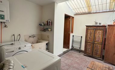 Departamento de 184 m² en El Primer Piso con Jardín y Terraza en Valle Hermoso, Santiago de Surco