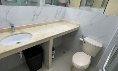 Mini Full Equipado, con Cochera Techada y Vista a Parque. PET FRIENDLY. Edificio con Gym, Terraza, Piscina, Sauna