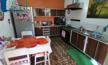 CASA UN PISO CENTRAL