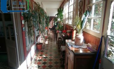 CASA UN PISO CENTRAL