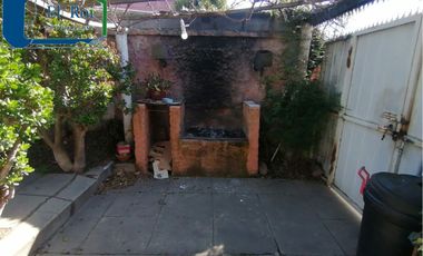 CASA UN PISO CENTRAL