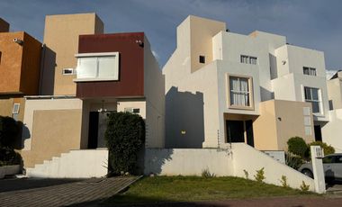 CASA EN VENTA EN LOMAS DEL ANGEL EN PUEBLA