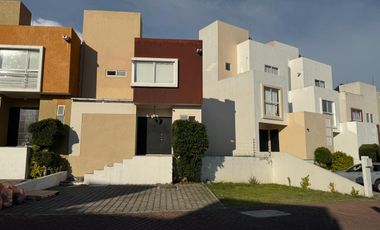 CASA EN VENTA EN LOMAS DEL ANGEL EN PUEBLA