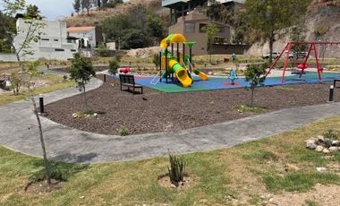 Ciprés Garden One, Lomas del Río, Town House