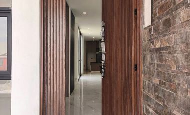 VENTA DE CASA AL NORTE CERRADA FORTEZZA NUEVA
