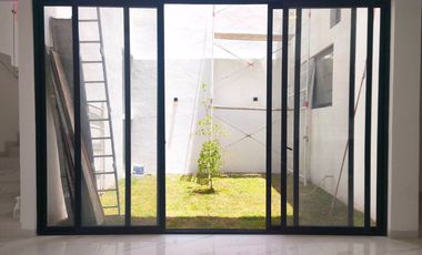 VENTA DE CASA AL NORTE CERRADA FORTEZZA NUEVA