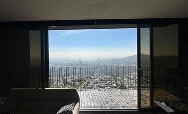🚩  Rento departamento  AMUEBLADO en la torre Lumier en piso 32 ,León  Gto.

Renta 💲$45,000 c/mtto

Sala
Comedor
2 recamara la principal con  baño completo y vestidor
Terraza
2 cajon de estacionamiento 
🪇
Amenidades:
Recepcion 
Hay gimnasio completo 
Spa con jacuzzis
2 cajones de estacionamiento 
Restaurante 
Rooftop
Alberca

Ubicada   al norte de León Gto,  con ubicación  exclusiva  y vistas panorámicas  de lujo,  cerca  de plaza  mayor y en la zona  dorada  de León Gto