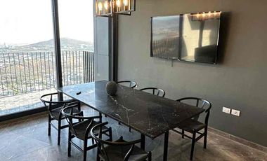 🚩  Rento departamento  AMUEBLADO en la torre Lumier en piso 32 ,León  Gto.

Renta 💲$45,000 c/mtto

Sala
Comedor
2 recamara la principal con  baño completo y vestidor
Terraza
2 cajon de estacionamiento 
🪇
Amenidades:
Recepcion 
Hay gimnasio completo 
Spa con jacuzzis
2 cajones de estacionamiento 
Restaurante 
Rooftop
Alberca

Ubicada   al norte de León Gto,  con ubicación  exclusiva  y vistas panorámicas  de lujo,  cerca  de plaza  mayor y en la zona  dorada  de León Gto