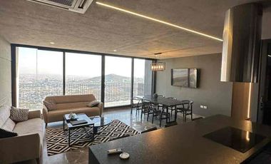 🚩  Rento departamento  AMUEBLADO en la torre Lumier en piso 32 ,León  Gto.

Renta 💲$45,000 c/mtto

Sala
Comedor
2 recamara la principal con  baño completo y vestidor
Terraza
2 cajon de estacionamiento 
🪇
Amenidades:
Recepcion 
Hay gimnasio completo 
Spa con jacuzzis
2 cajones de estacionamiento 
Restaurante 
Rooftop
Alberca

Ubicada   al norte de León Gto,  con ubicación  exclusiva  y vistas panorámicas  de lujo,  cerca  de plaza  mayor y en la zona  dorada  de León Gto