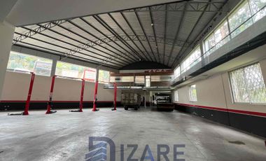 AMPLIA OPORTUNIDAD PARA EMPRESAS DEL SECTOR AUTOMOTRIZ O DE CONSUMO MASIVO EN CUENCA , 4000m2 en Renta
