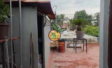BONITA CASA DUPLEX PLANTA ALTA EXCELENTE UBICACIÓN ZONA VALDEPEÑAS, ZAPOPAN