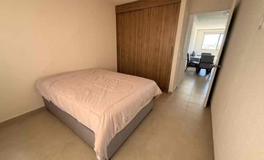 🚩RENTO Departamento   AMUEBLADO en Cluster privado, Veñedos II Carmenere 226, amueblado

Renta  $7800  con mtto 

Sala, cocina y comedor 
2 recamara  con closets 
Área  de lavado 
1 balo completo  con cancel 
Lavadora  y secadora 

Incluye:
- agua (tope $250 x mes)
- ⁠Luz (tope $250 x bimestre)
- ⁠Internet 
- ⁠mantenimiento 
- ⁠acceso controlado (app ADV Residencial)

1 depósito en garantía

El perfil que buscamos

- no extranjeros
- ⁠de preferencia pareja sin hijos (deseable)
- ⁠personas solteras
- ⁠no estudiantes
- sin mascotas (deseable)