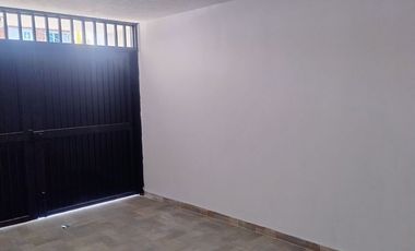 Casa en Arriendo | Barrio La Pradera, Jamundí | 264 m² | 4 Hab. + Servicio | Garaje | 2 Pisos