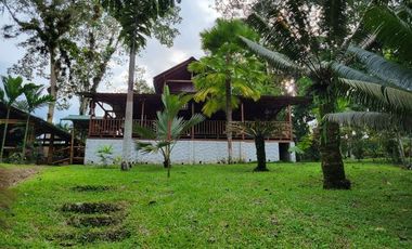 Finca en Venta en Puerto Quito - Ecuador