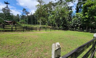 Finca en Venta en Puerto Quito - Ecuador