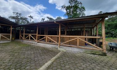 Finca en Venta en Puerto Quito - Ecuador