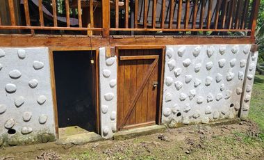 Finca en Venta en Puerto Quito - Ecuador
