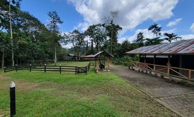 Finca en Venta en Puerto Quito - Ecuador