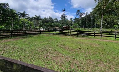 Finca en Venta en Puerto Quito - Ecuador