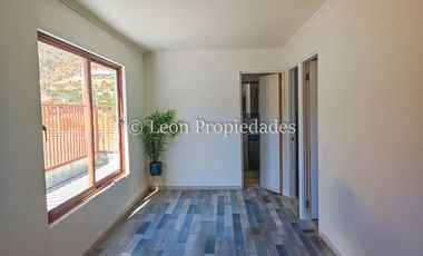 Leon Propiedades vende parcela en condominio, sector Miraflores, Curacaví.