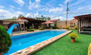 Venta Quinta con piscina, terreno 600 m² CALICHANA