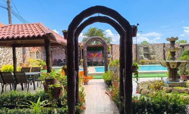 Venta Quinta con piscina, terreno 600 m² CALICHANA