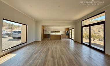 RINCONADA - VENDE CASA 3D 3B COND LA HACIENDA
