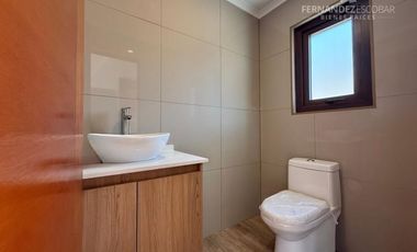 RINCONADA - VENDE CASA 3D 3B COND LA HACIENDA