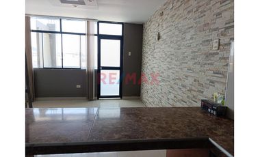 Alquilo Mini Departamento En Pleno Centro De Trujillo, 4To Piso Sin Ascensor, Area 50M2, Precio S/. 1,300 Soles