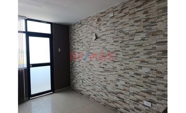 Alquilo Mini Departamento En Pleno Centro De Trujillo, 4To Piso Sin Ascensor, Area 50M2, Precio S/. 1,300 Soles