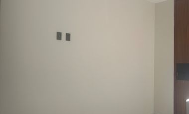 Casa en San Pedro Tlaquepaque con Ventanales Panorámicos y Diseño Moderno