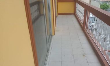 ALQUILER DE HERMOA CASA EN LA ALBORADA 9NA ETAPA, IDEAL PARA VIVIENDA O NEGOCIO