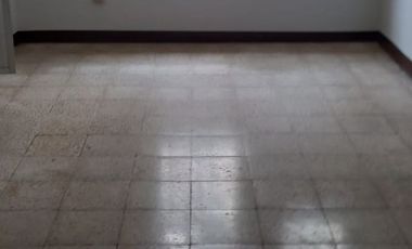 ALQUILER DE HERMOA CASA EN LA ALBORADA 9NA ETAPA, IDEAL PARA VIVIENDA O NEGOCIO