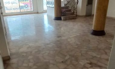 ALQUILER DE HERMOA CASA EN LA ALBORADA 9NA ETAPA, IDEAL PARA VIVIENDA O NEGOCIO