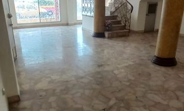 ALQUILER DE HERMOA CASA EN LA ALBORADA 9NA ETAPA, IDEAL PARA VIVIENDA O NEGOCIO