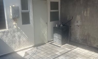 CASA CON TERRENO EXCEDENTE, FRACCIONAMIENTO BELCANTO