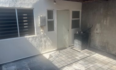 CASA CON TERRENO EXCEDENTE, FRACCIONAMIENTO BELCANTO