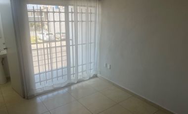 CASA CON TERRENO EXCEDENTE, FRACCIONAMIENTO BELCANTO