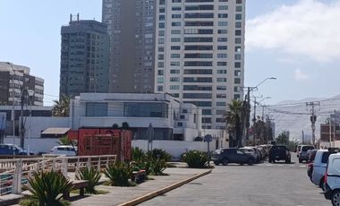 A la venta departamento piso 11 Edificio Montebianco Iquique