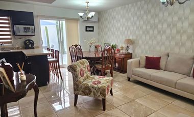 VENTA BONITA CASA FRACCIONAMIENTO PRIVADO EN CHIHUAHUA CAPITAL