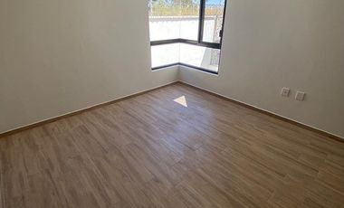 Casa en venta en zona Solares Coto Aveto a 2 minutos Instituto de Ciencias