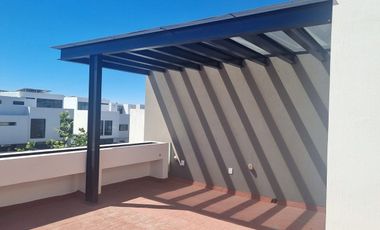 Casa en venta en zona Solares Coto Aveto a 2 minutos Instituto de Ciencias