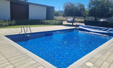 Casa en venta en zona Solares Coto Aveto a 2 minutos Instituto de Ciencias