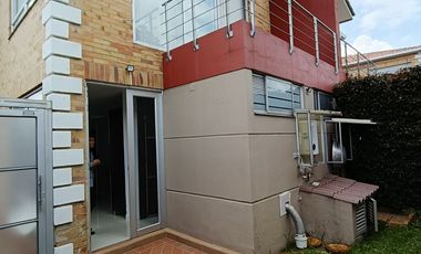 CASA EN VENTA CAJICA CONJUNTO CERRADO