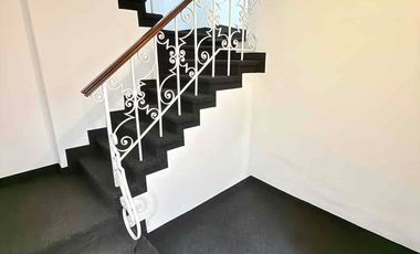 Alquilo Casa de 450m2 en Miraflores