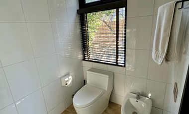 Exclusiva Casa Ubicada En Miraflores De Colina