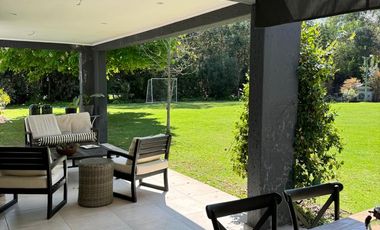 Exclusiva Casa Ubicada En Miraflores De Colina