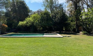 Exclusiva Casa Ubicada En Miraflores De Colina