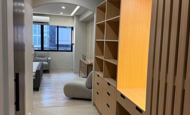 FOR LEASE 3 Bedroom condo unit in PARC REGENT, Salcedo Village, Makati City