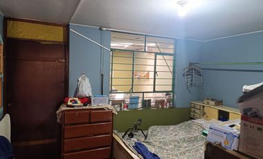 CASA EN VENTA FRENTA A PARQUE